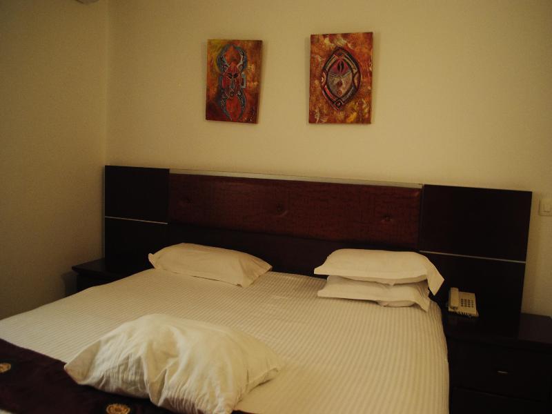 Les Residences Mamoune Дакар Екстериор снимка