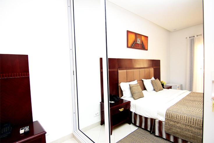 Les Residences Mamoune Дакар Екстериор снимка