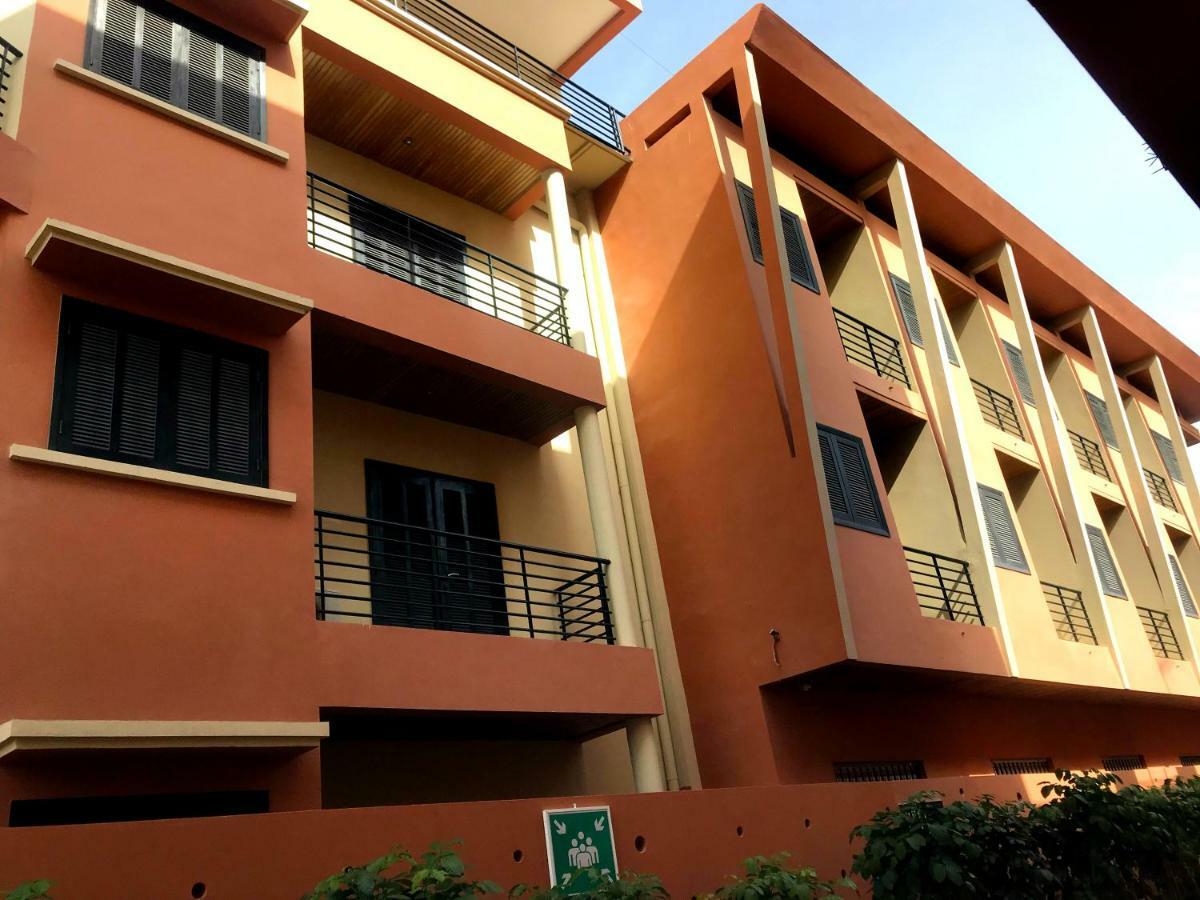 Les Residences Mamoune Дакар Екстериор снимка